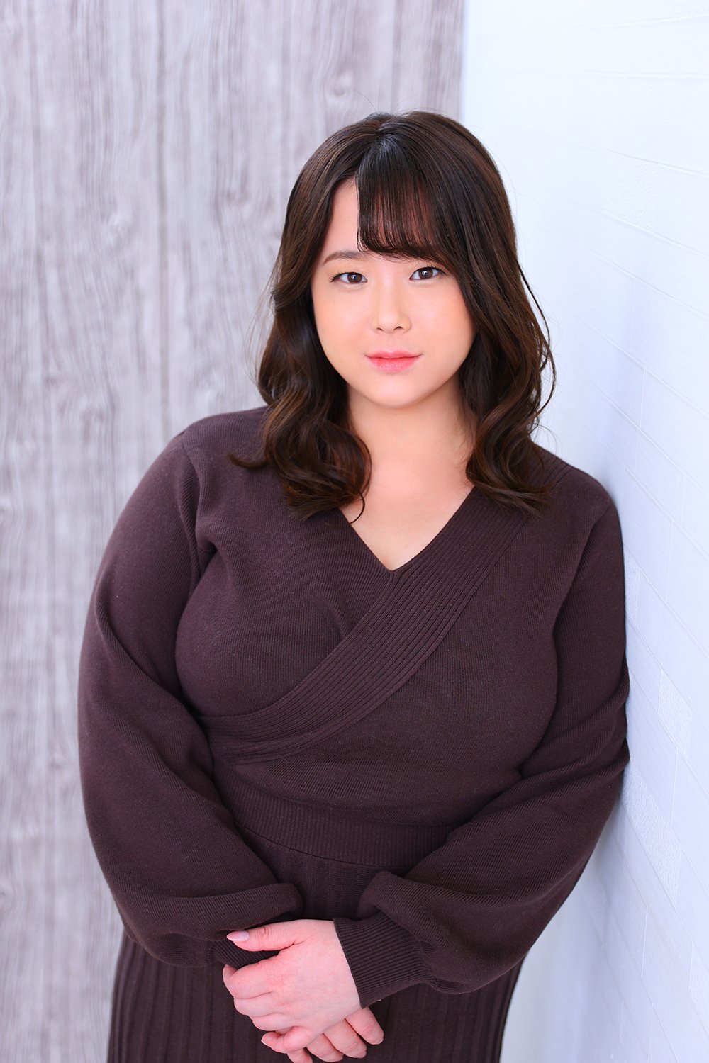 市岡 真奈美:
