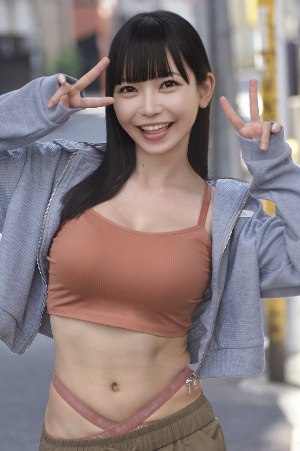 雄乃 ゆめ: